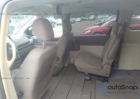 2009 Chrysler Town & Country Touring from USA, damaged, VIN 2A8HR54139R567128